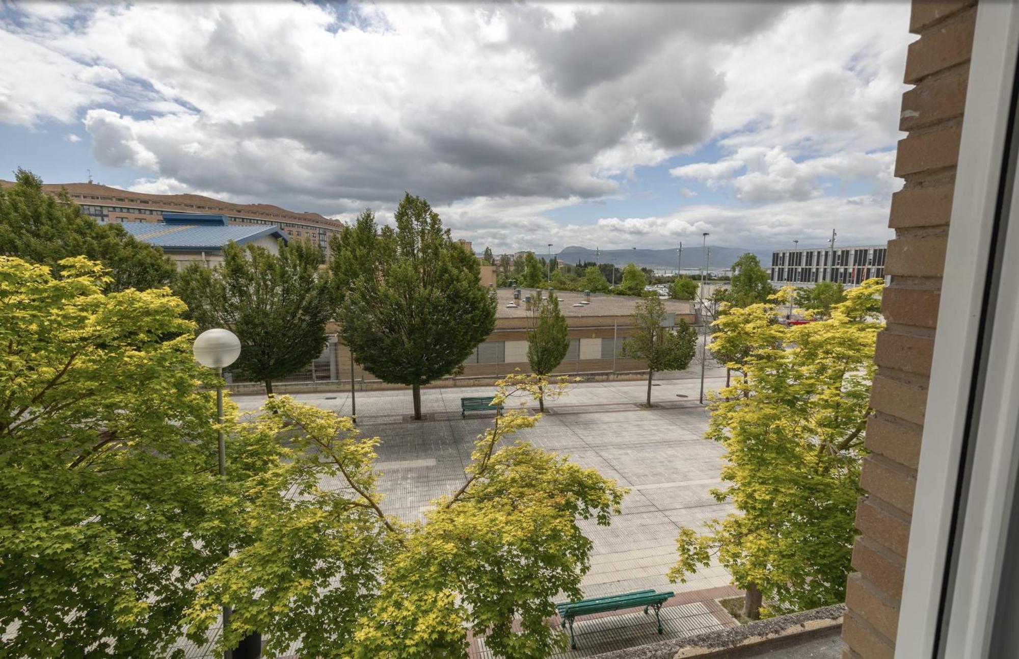 Tuapartamento El Mirador De Benjamin Apartment Pamplona Bagian luar foto
